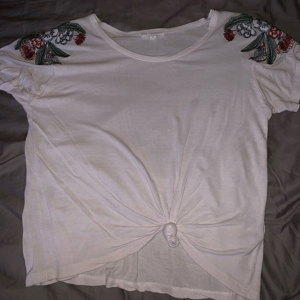 White/floral t shirt